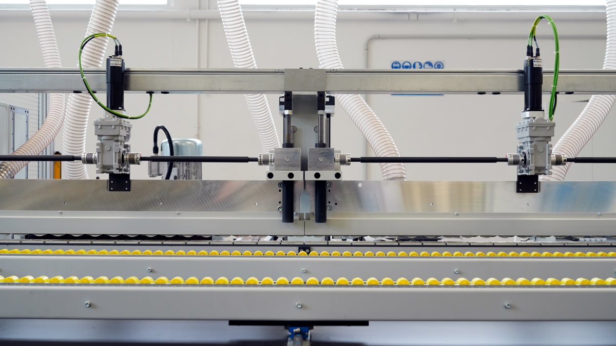 Pontoni machine detail